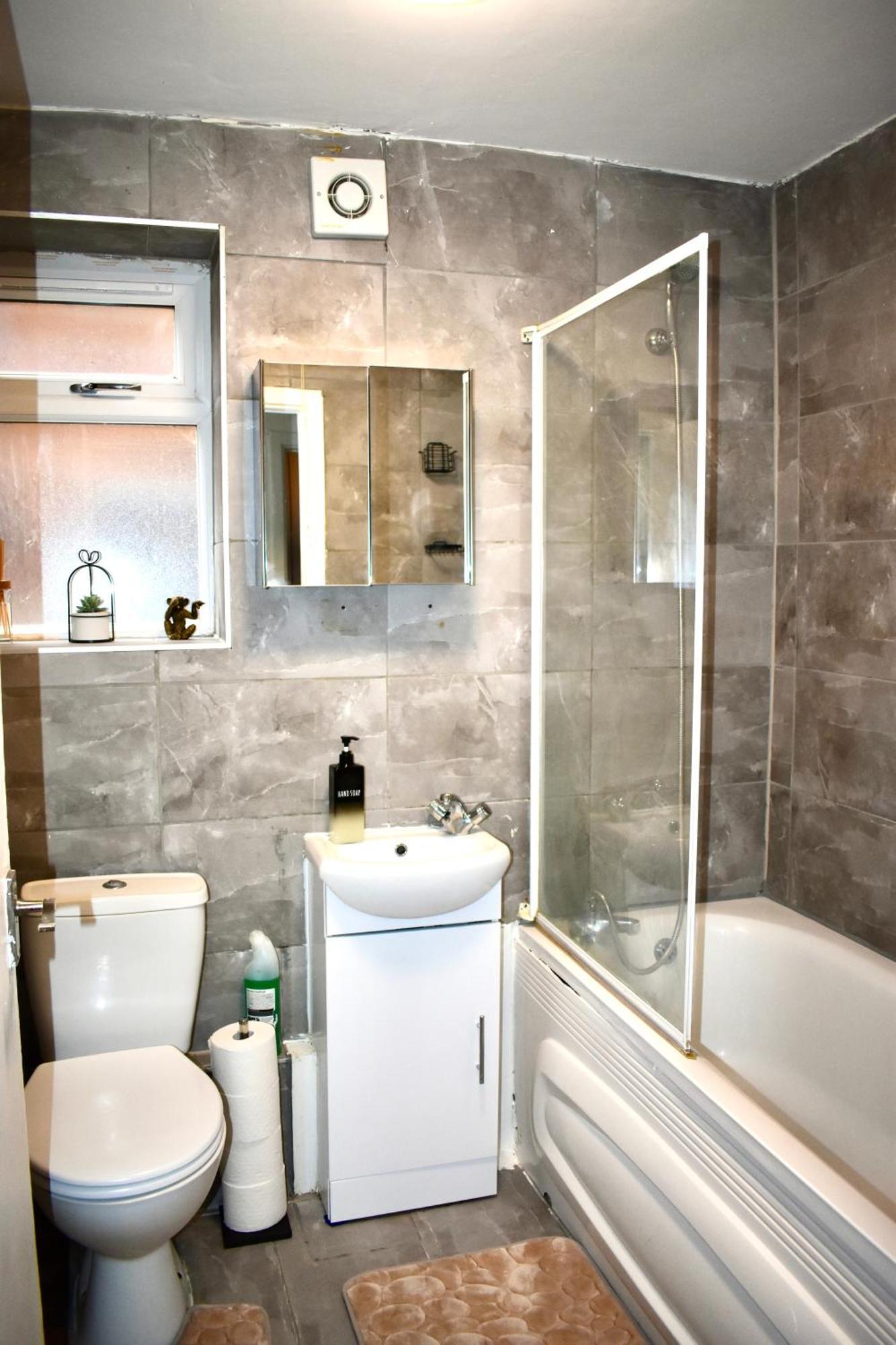 Luxury 2 Bedroom Apartment, Parking, Few Minutes Walk From Wembley Stadium London Exterior foto