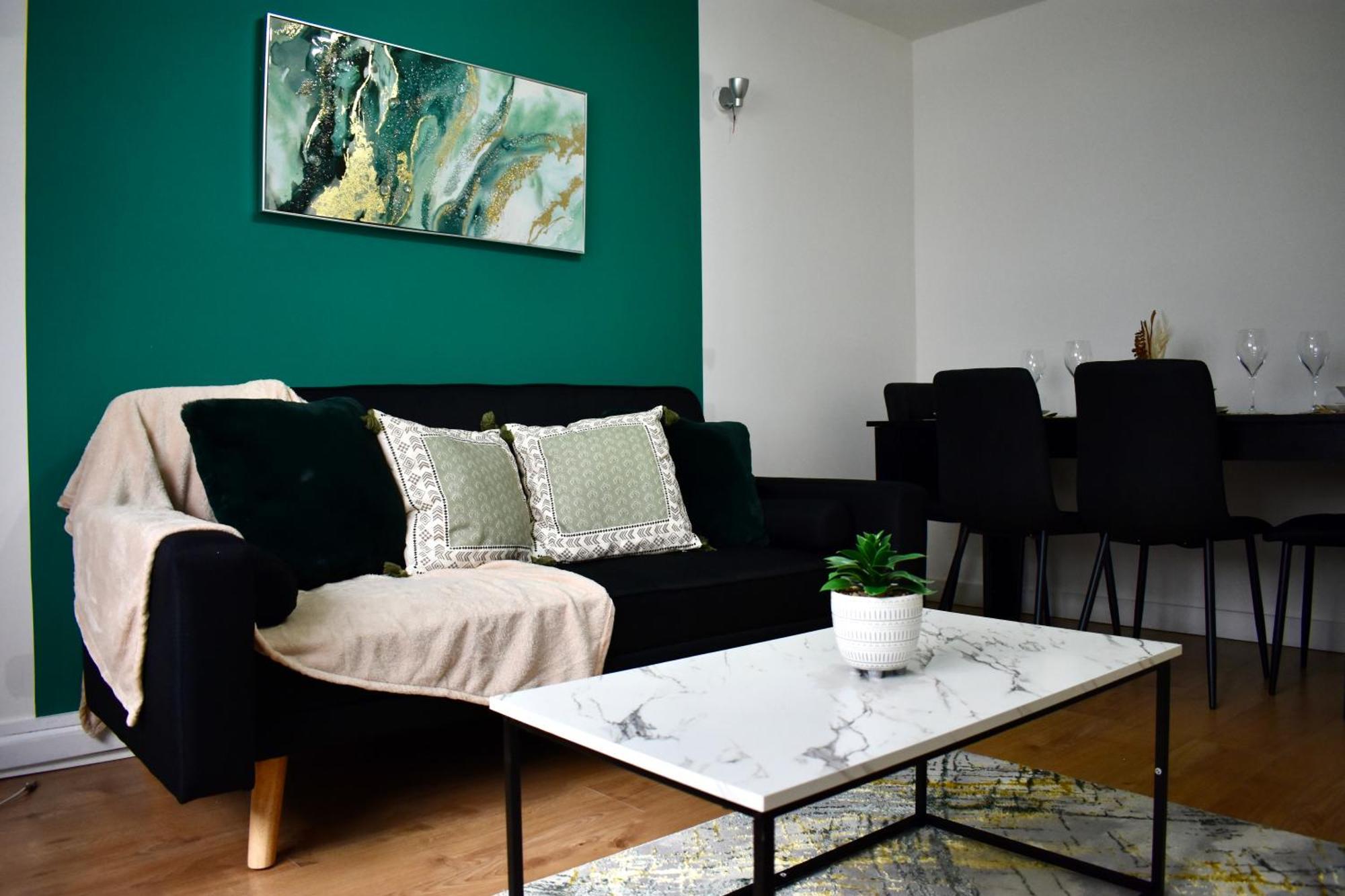 Luxury 2 Bedroom Apartment, Parking, Few Minutes Walk From Wembley Stadium London Exterior foto