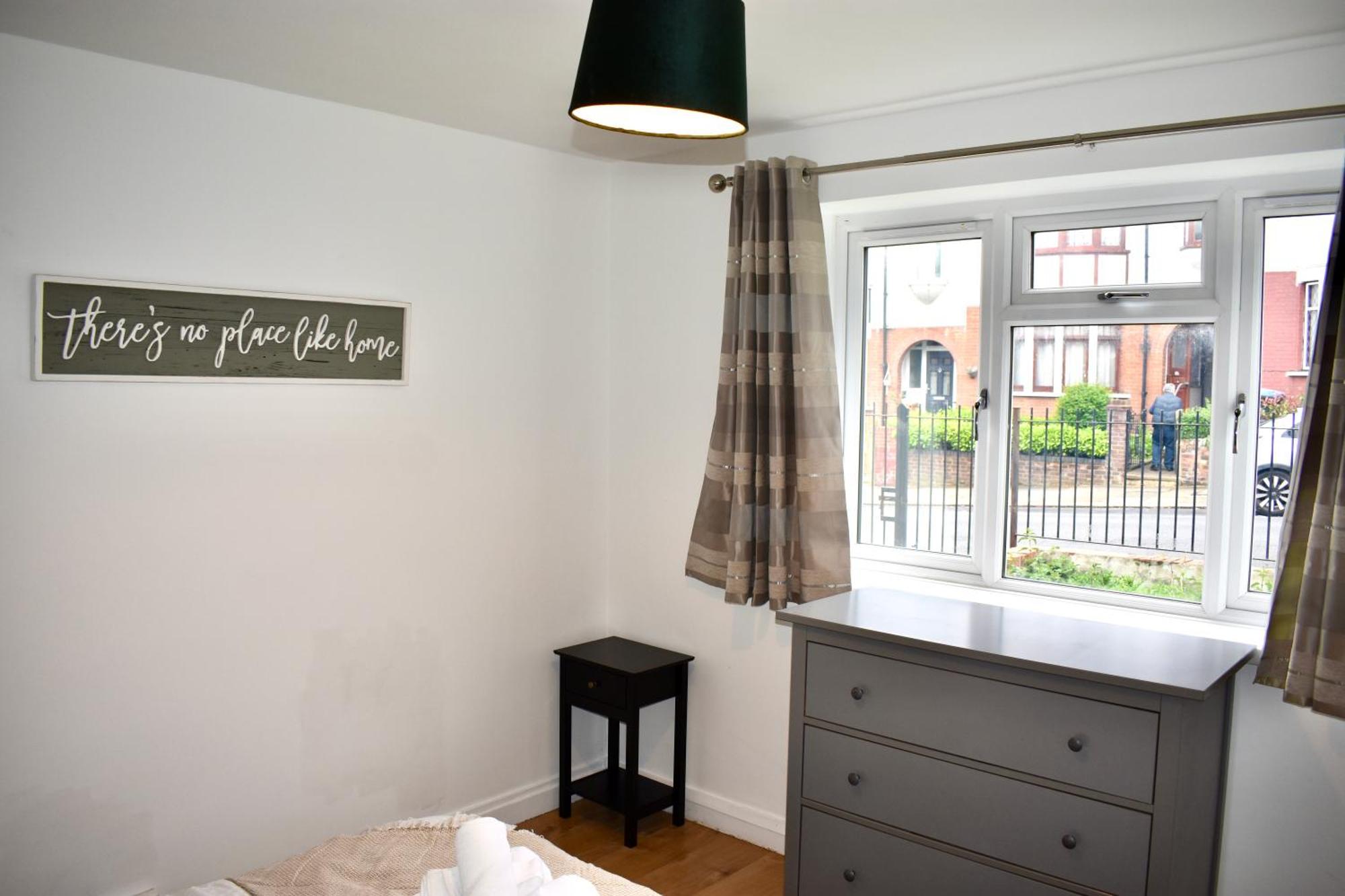 Luxury 2 Bedroom Apartment, Parking, Few Minutes Walk From Wembley Stadium London Exterior foto