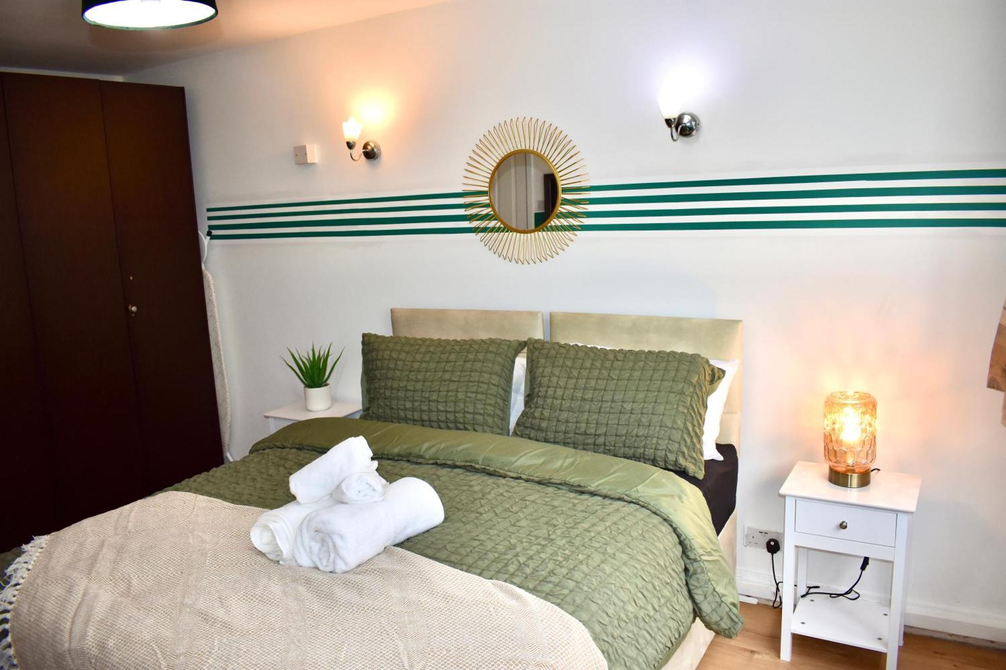 Luxury 2 Bedroom Apartment, Parking, Few Minutes Walk From Wembley Stadium London Exterior foto